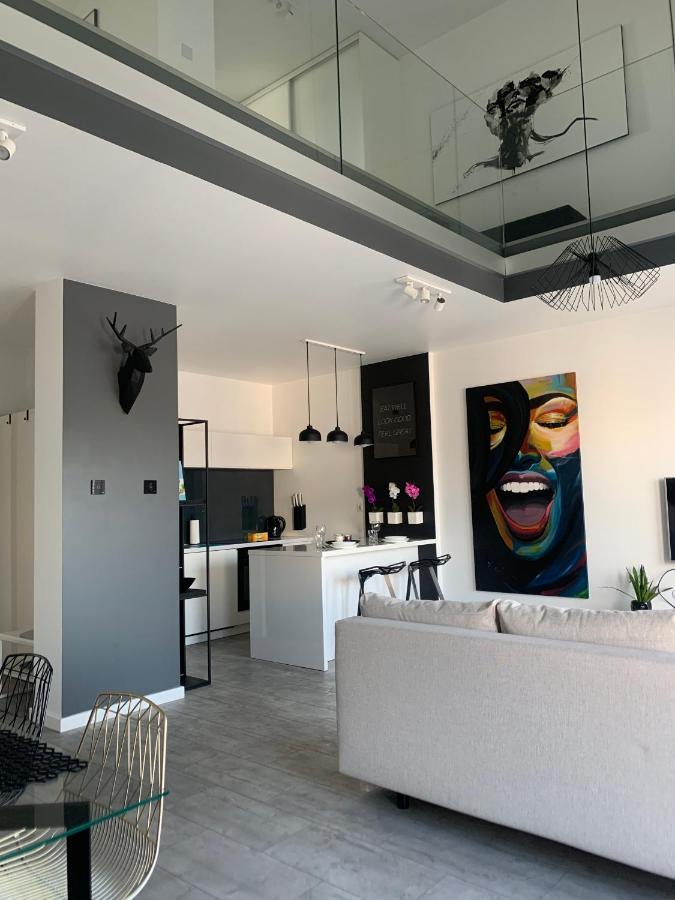 Ekskluzywny Penthouse Z Ogrodem W Centrum Lodzi Esterno foto