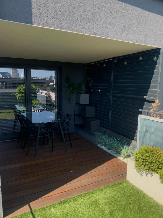 Ekskluzywny Penthouse Z Ogrodem W Centrum Lodzi Esterno foto