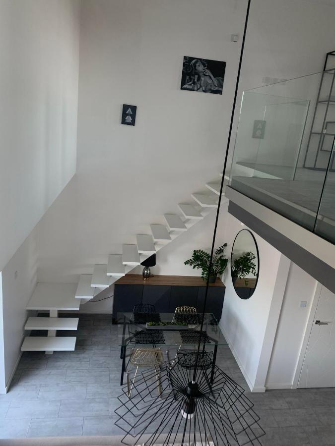 Ekskluzywny Penthouse Z Ogrodem W Centrum Lodzi Esterno foto